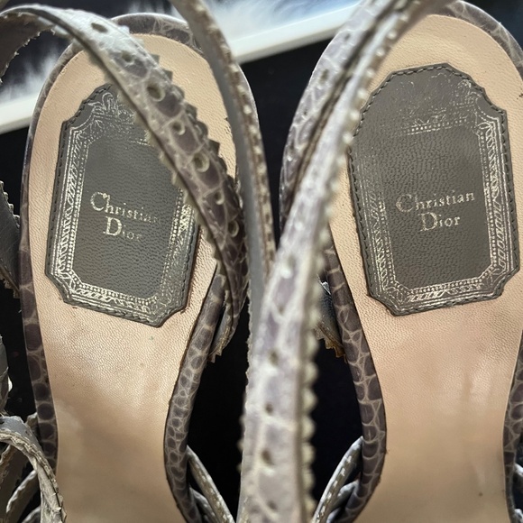 Christian Dior Leather Animal Print Slingback Sandals. Gray Size 39.5 - Picture 9 of 16